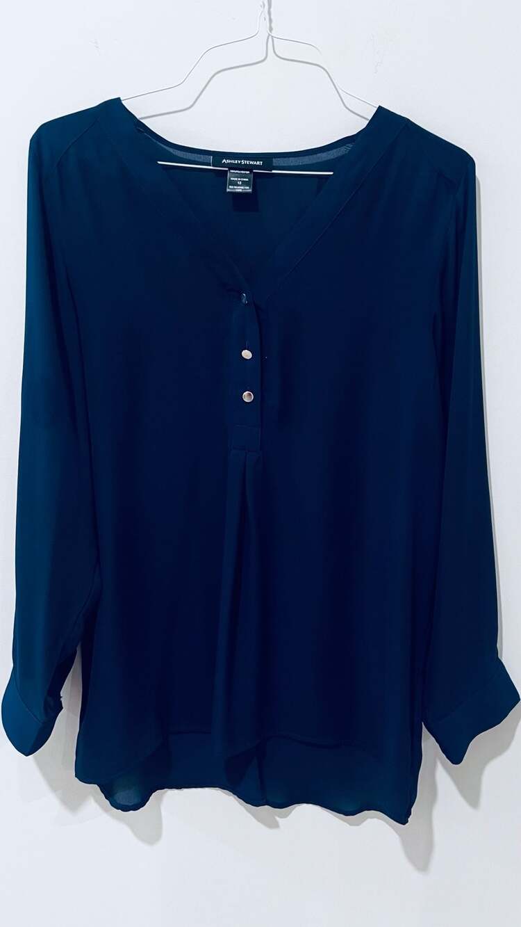 Ashley Stewart Navy Split Back Blouse Size 12 Button Front Long Sleeve - Picture 8 of 8